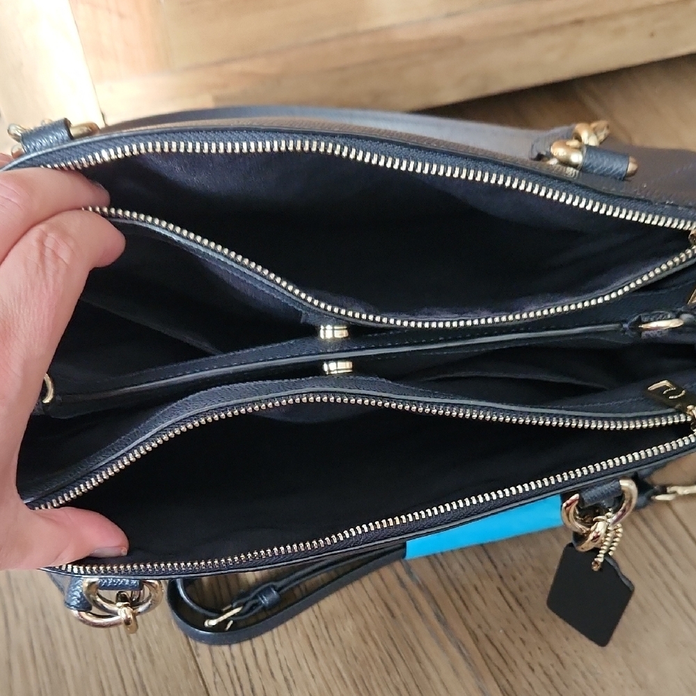 Coach Dark Blue Leather Shoulder Bag - Picture 11 of 16